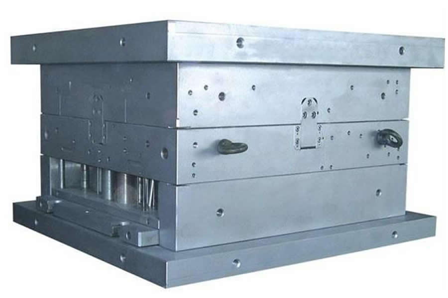 Automotive parts mold